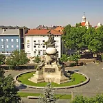 Szálloda Colon Plaza