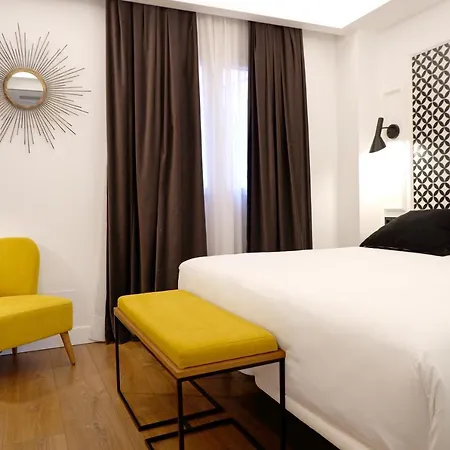 Colon Plaza 호텔 4*