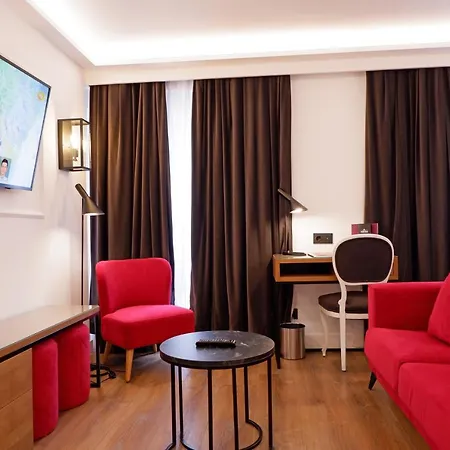 Colon Plaza By Anthology 4*