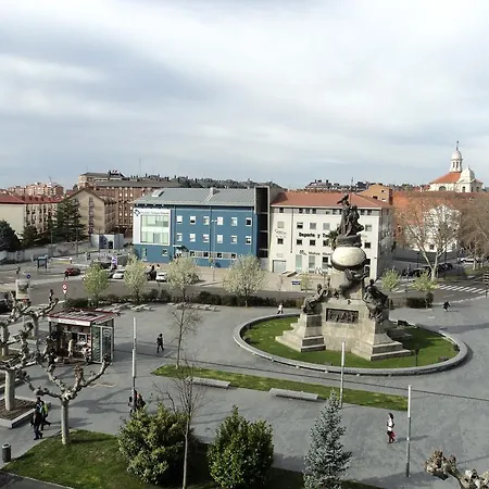 Colon Plaza