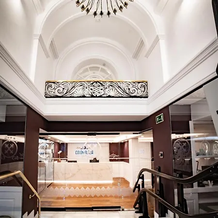 Colon Plaza 바야돌리드