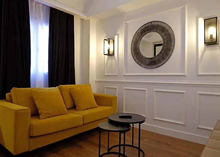 Colón Plaza Hotel 4*