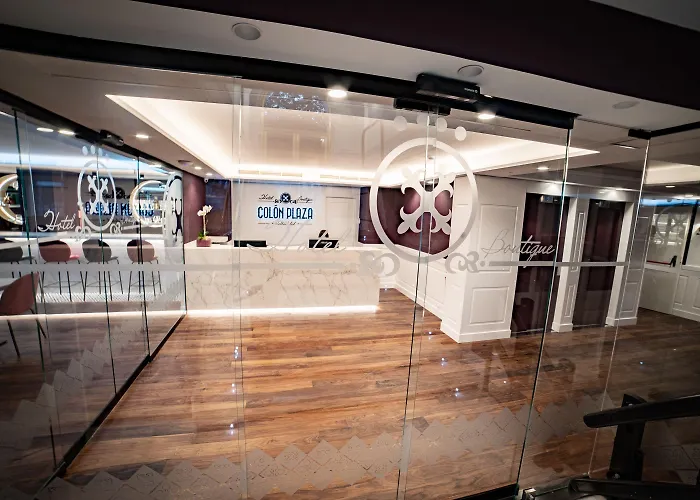 Otel Colon Plaza